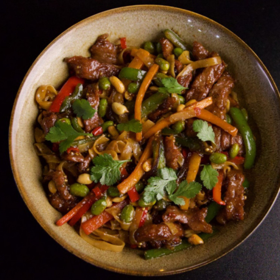 Žiri MasterChef-a oduševljen receptom: Stir-fry sa edamameom i velvetovanim ramstekom